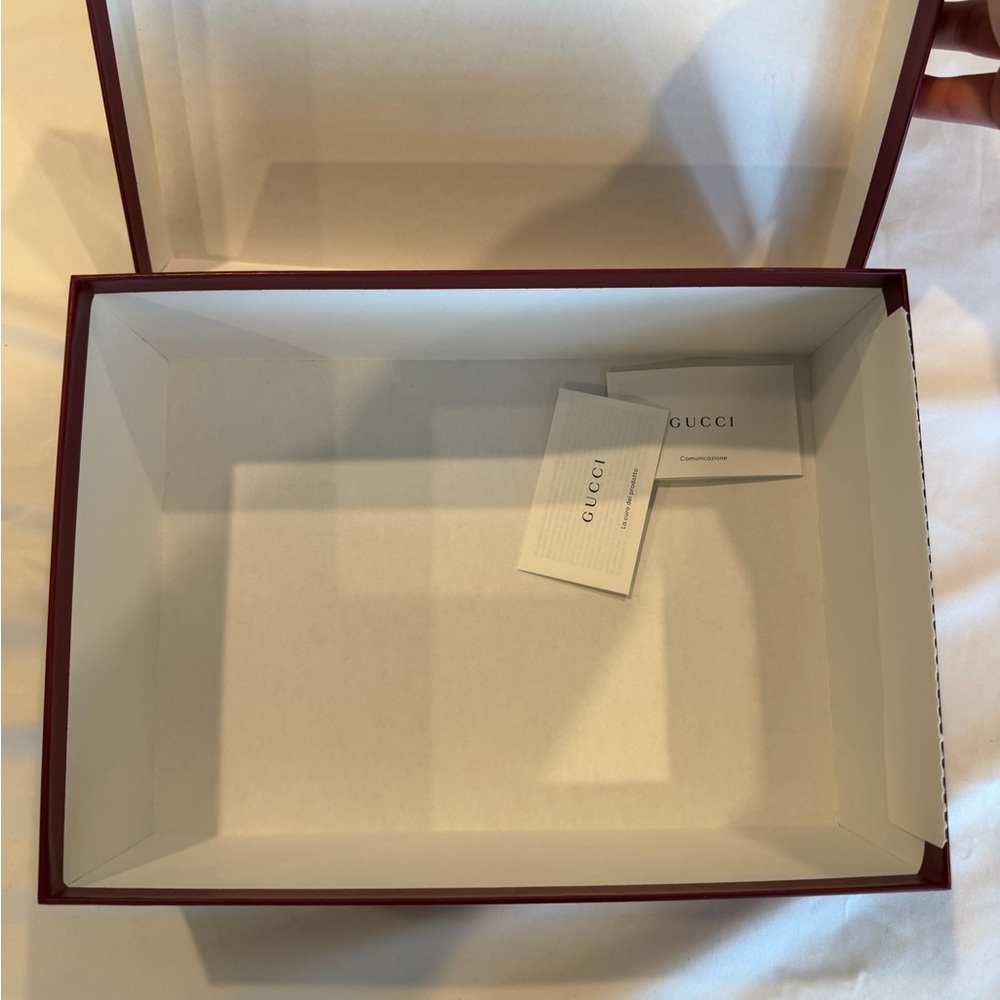 Gucci Gift Box - Picture 7 of 12